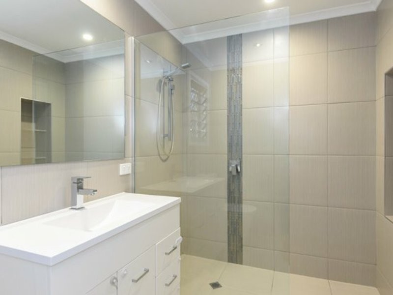 6 Alpine Avenue, Boyne Island QLD 4680