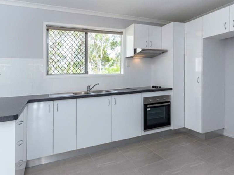 6 Alpine Avenue, Boyne Island QLD 4680