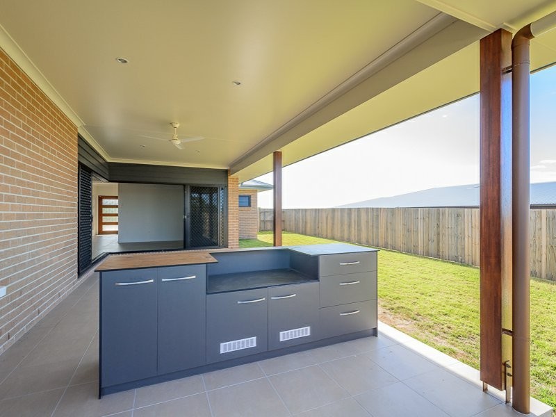 96 Broadacres Drive, Tannum Sands QLD 4680