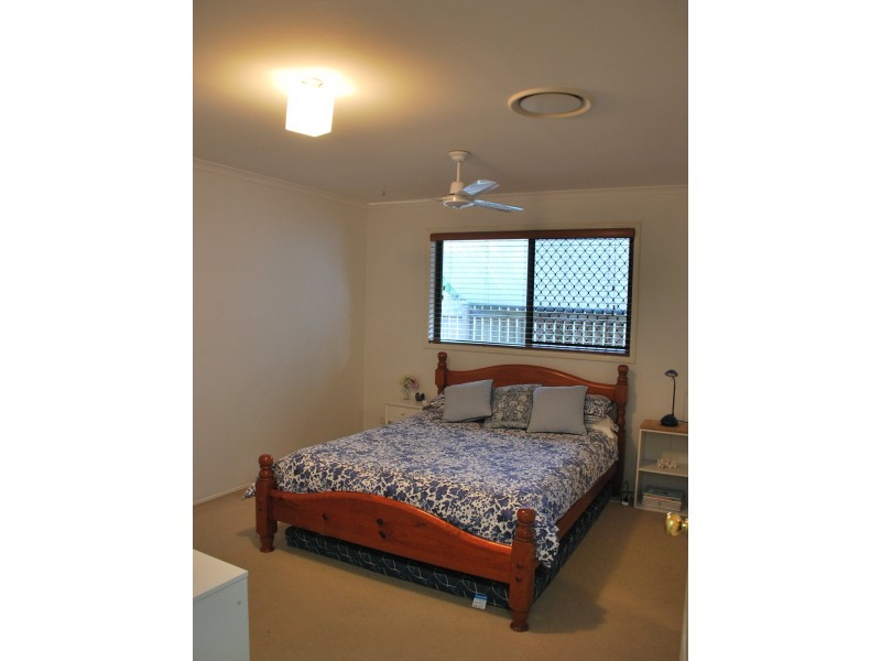 49 Geoffrey Thomas Drive, Tannum Sands QLD 4680