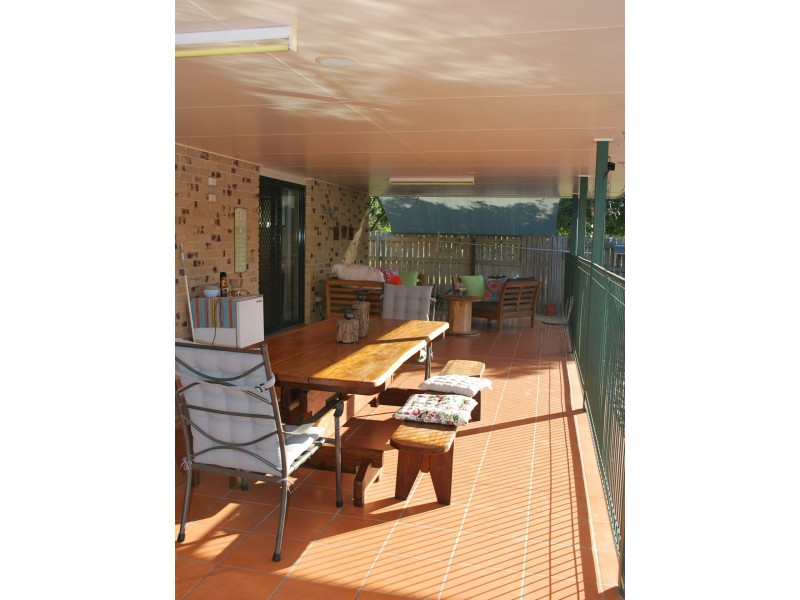 49 Geoffrey Thomas Drive, Tannum Sands QLD 4680