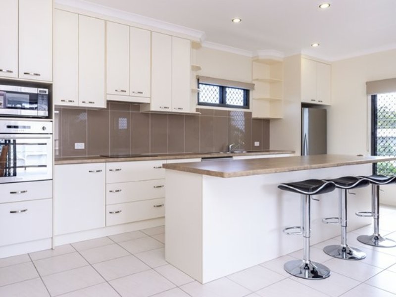 3 Danielle Court, Boyne Island QLD 4680