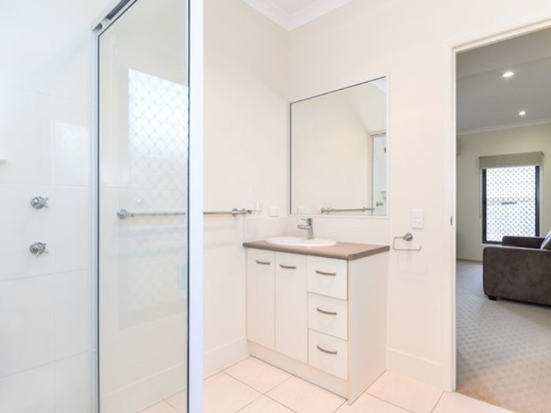 3 Danielle Court, Boyne Island QLD 4680