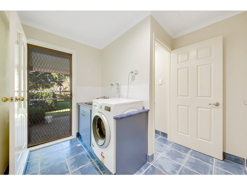 14 Aluminium Drive, Tannum Sands QLD 4680