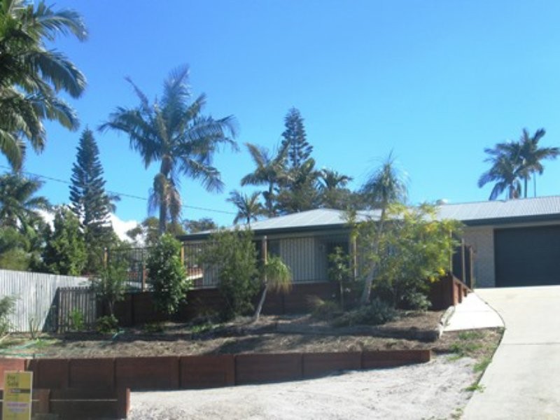12 Latrobe Street, Tannum Sands QLD 4680