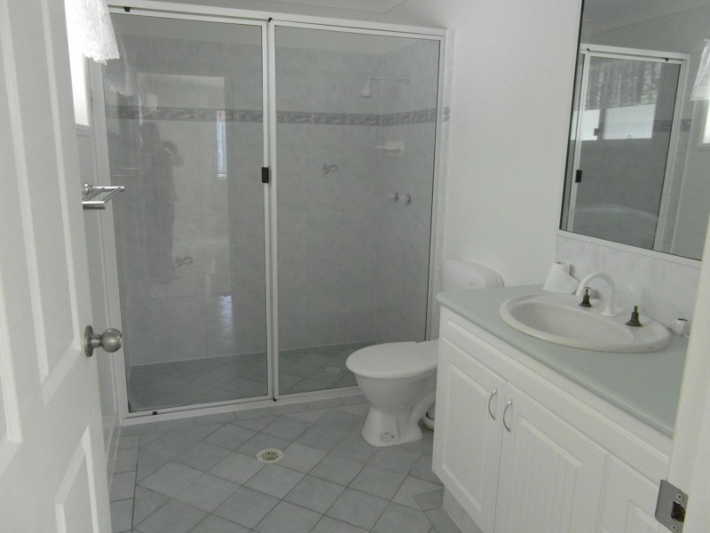 21 GEOFFREY THOMAS DRIVE, Tannum Sands QLD 4680