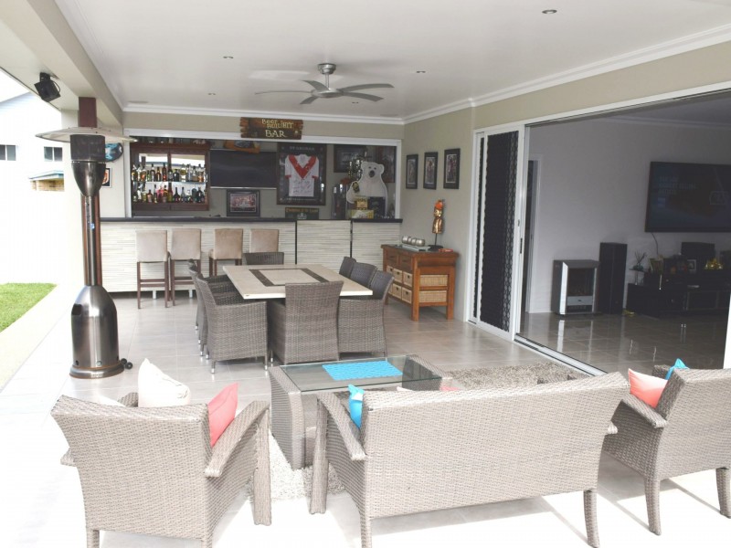 15 RIVERSIDE DRIVE, Tannum Sands QLD 4680