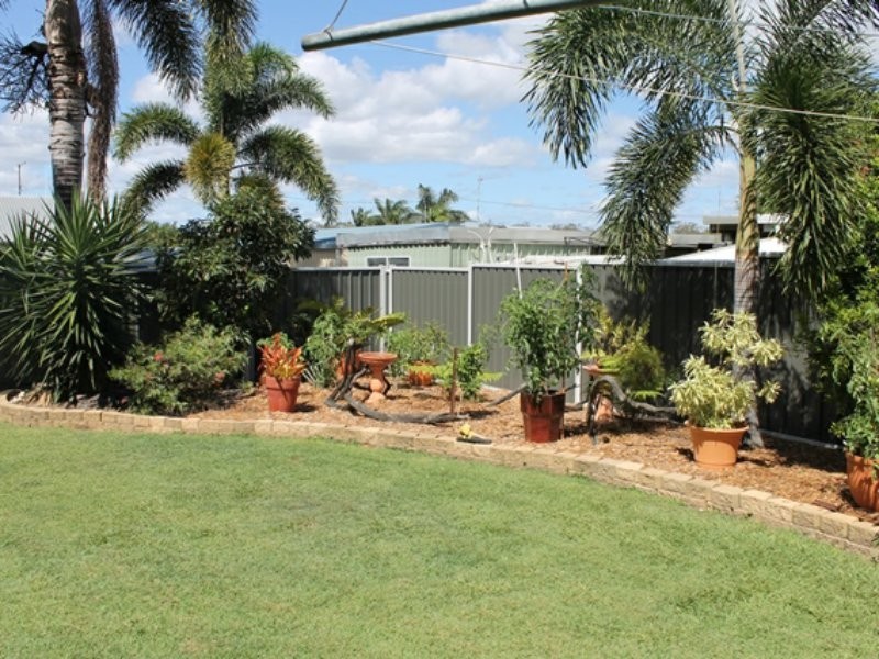 19 Salgado Street, Boyne Island QLD 4680