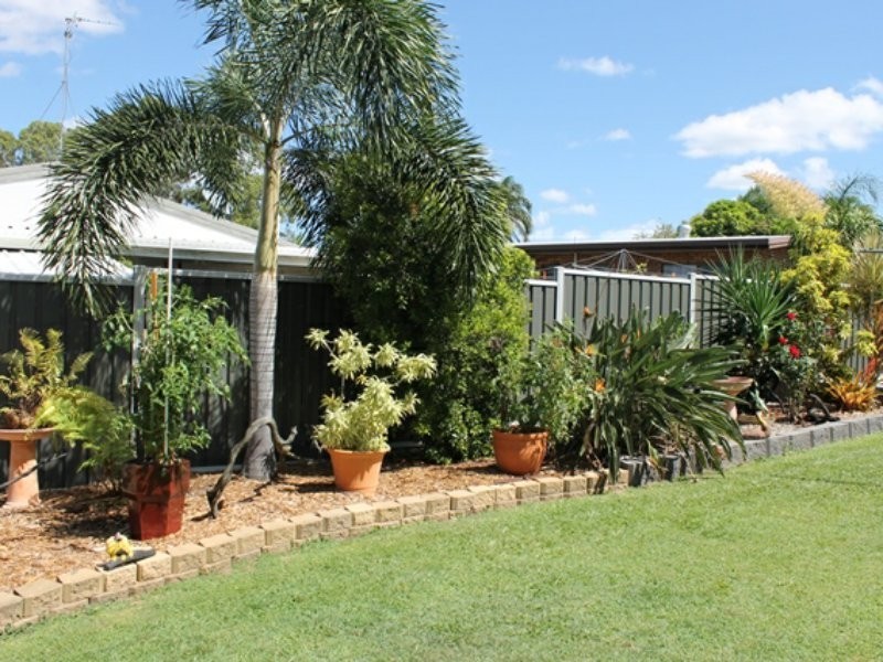 19 Salgado Street, Boyne Island QLD 4680