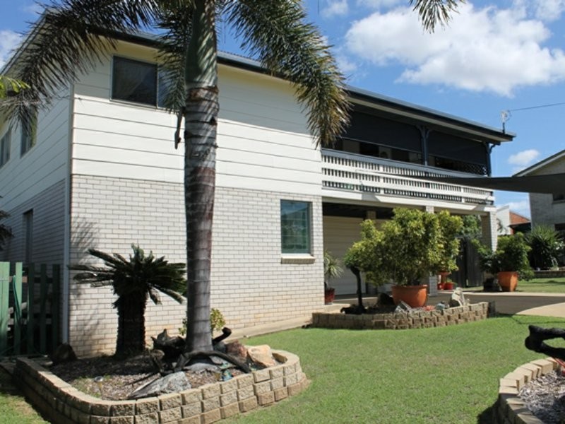 19 Salgado Street, Boyne Island QLD 4680