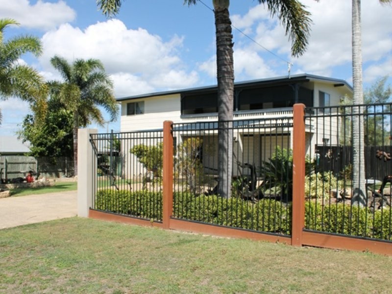 19 Salgado Street, Boyne Island QLD 4680