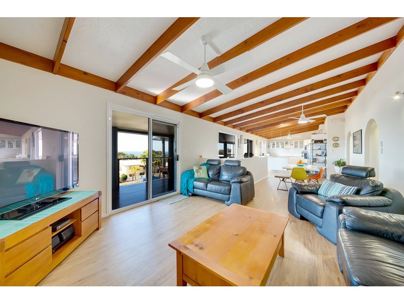 9 Gwen Street, Tannum Sands QLD 4680