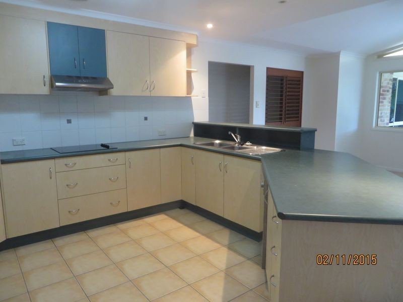 4 RIVERSIDE DRIVE, Tannum Sands QLD 4680