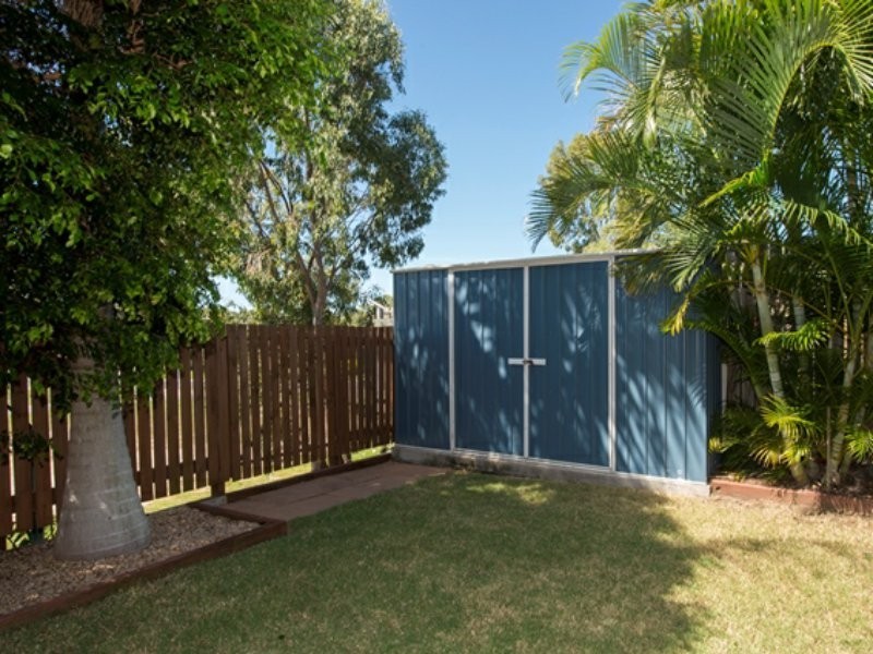 8 Riverside Drive, Tannum Sands QLD 4680