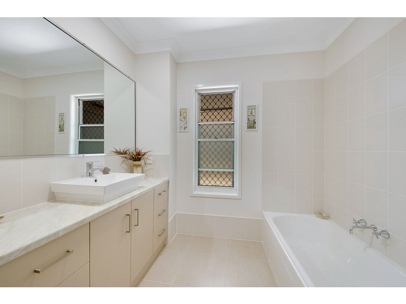 83 Tarcoola Drive, Boyne Island QLD 4680