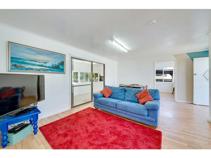 30 Booth Avenue, Tannum Sands QLD 4680