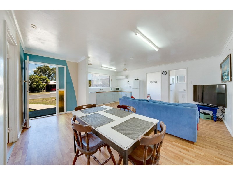 30 Booth Avenue, Tannum Sands QLD 4680