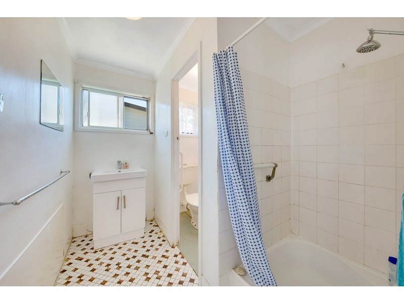 30 Booth Avenue, Tannum Sands QLD 4680