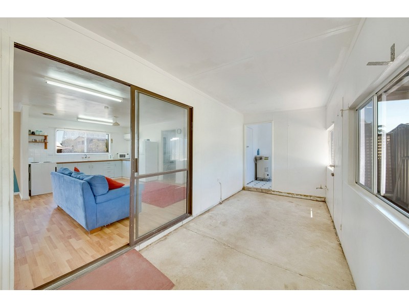 30 Booth Avenue, Tannum Sands QLD 4680