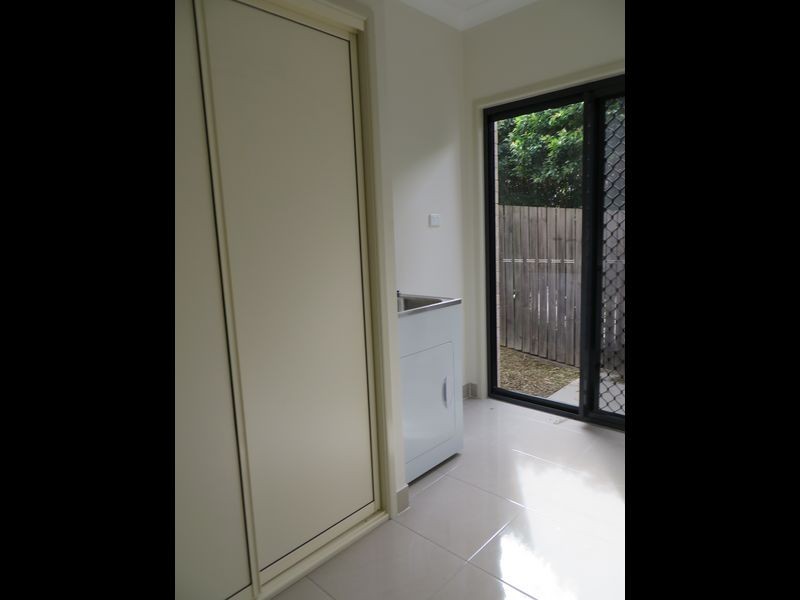 36 GOLFVIEW DRIVE, Boyne Island QLD 4680