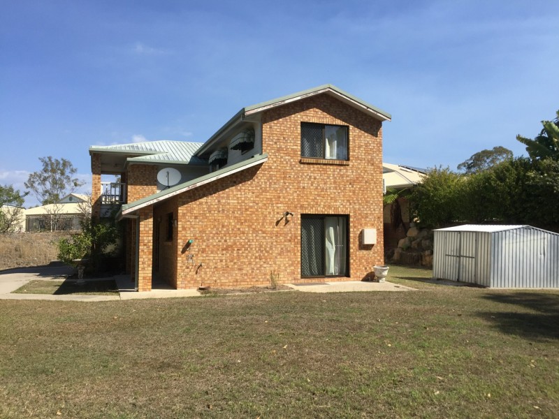 55 WYNDHAM AVE, Boyne Island QLD 4680