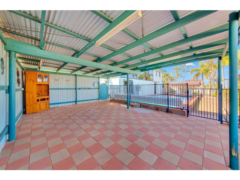 2 FITZROY COURT, Boyne Island QLD 4680