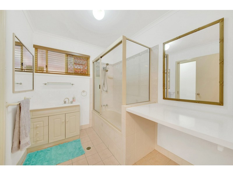 2 Delaney Court, Tannum Sands QLD 4680