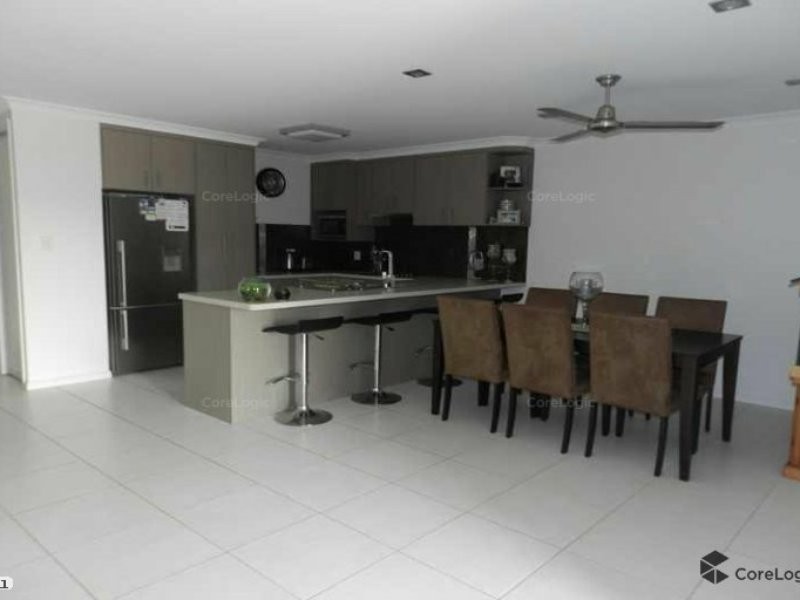 1/55 Bauhinia Street, Boyne Island QLD 4680