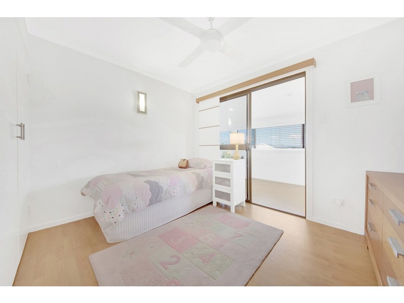 74 Booth Avenue, Tannum Sands QLD 4680