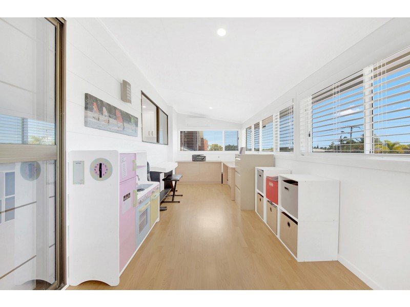 74 Booth Avenue, Tannum Sands QLD 4680