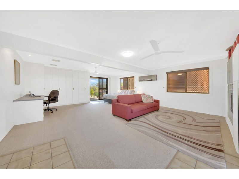 74 Booth Avenue, Tannum Sands QLD 4680