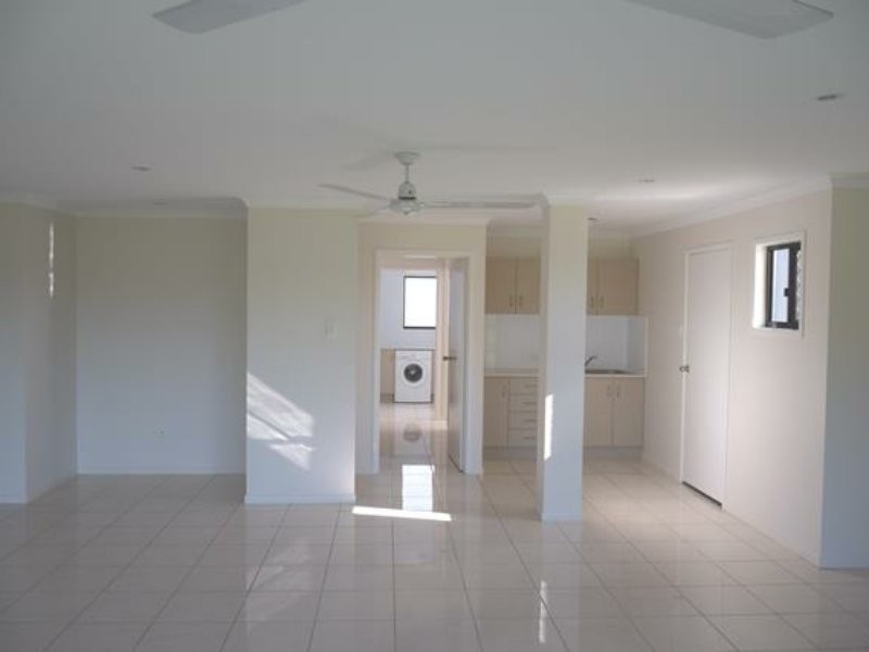 41 TUCKERS ROAD, Boyne Island QLD 4680