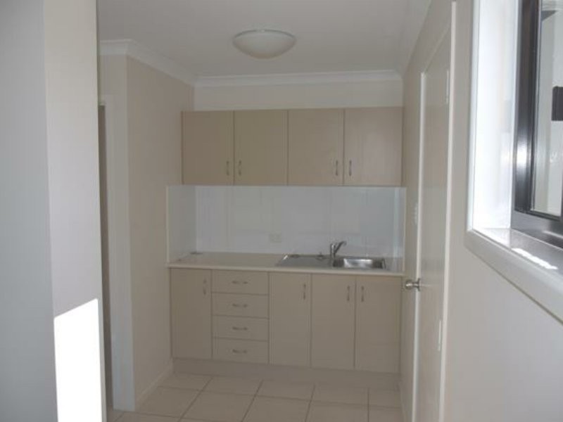 41 TUCKERS ROAD, Boyne Island QLD 4680