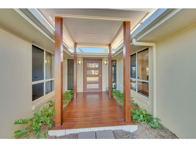 26 Handley Drive, Boyne Island QLD 4680