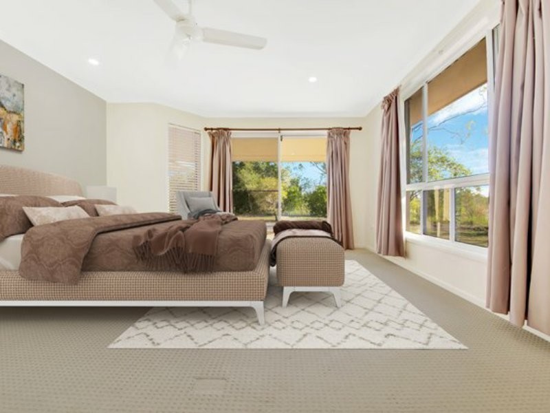 26 Handley Drive, Boyne Island QLD 4680