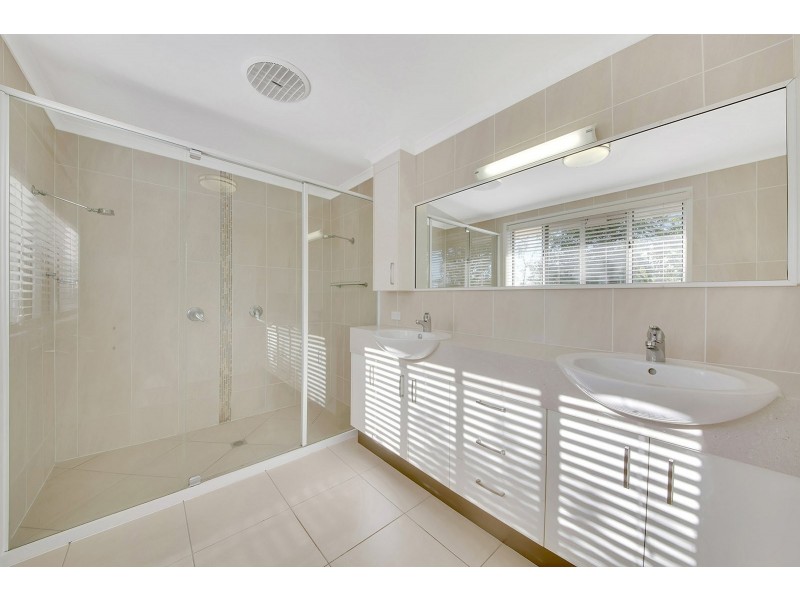 26 Handley Drive, Boyne Island QLD 4680