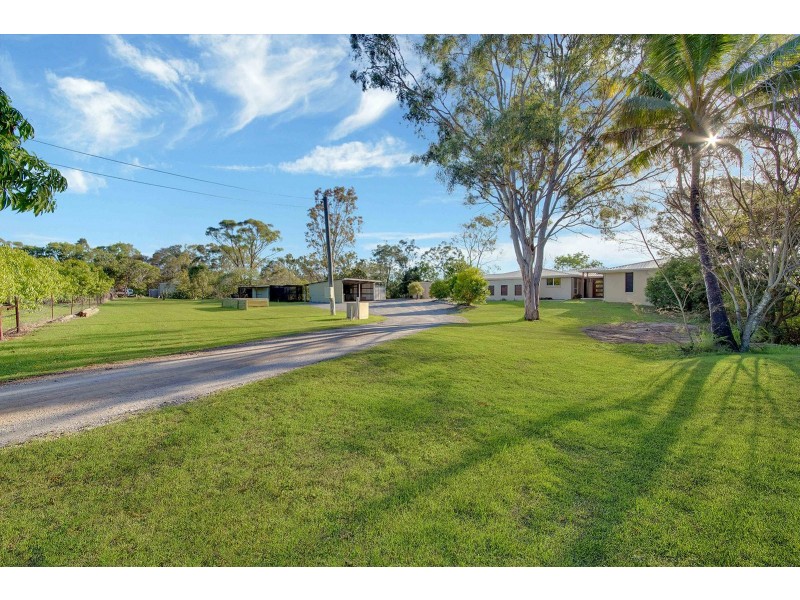 26 Handley Drive, Boyne Island QLD 4680