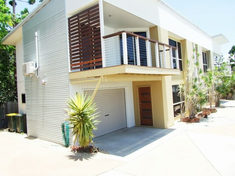 Unit 3/6 Beach Ave, Tannum Sands QLD 4680