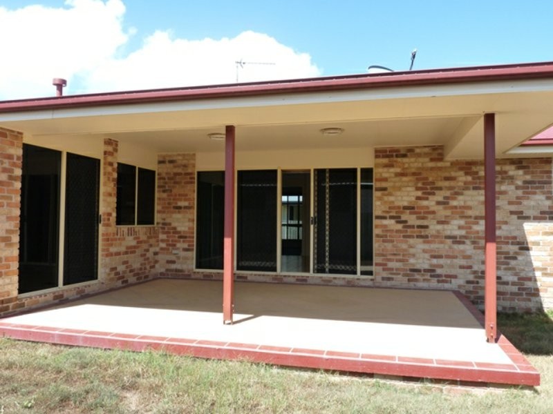25 Longreach Court, Tannum Sands QLD 4680