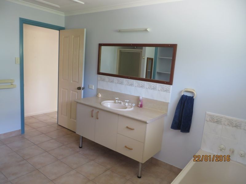 35 SAYRE CRESCENT, Boyne Island QLD 4680