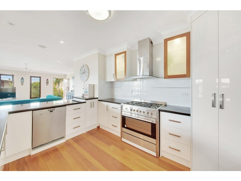 36 Lighthouse Drive, Boyne Island QLD 4680