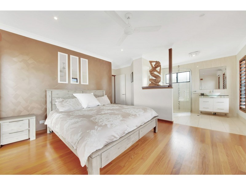 36 Lighthouse Drive, Boyne Island QLD 4680