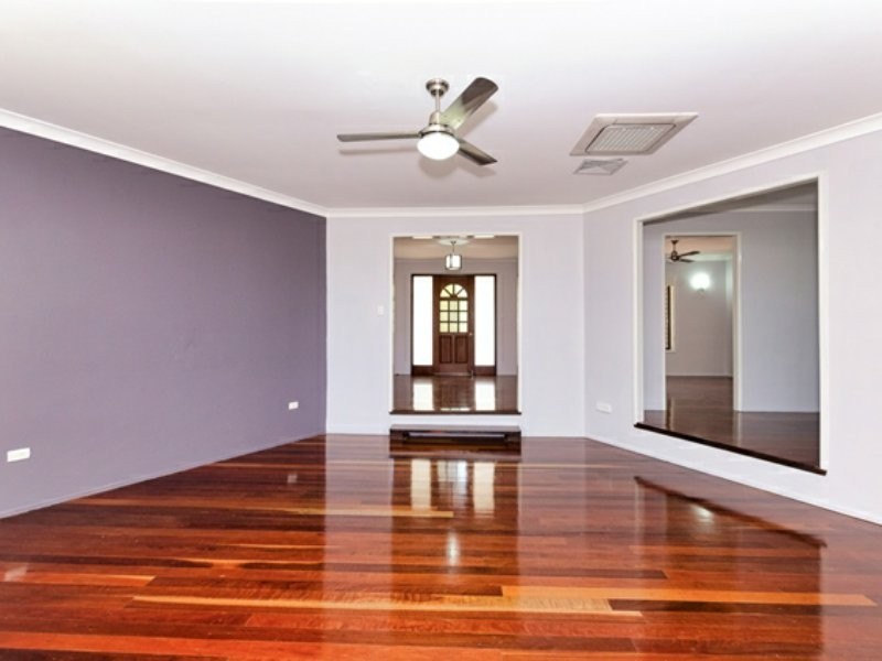 4 School Street, Tannum Sands QLD 4680