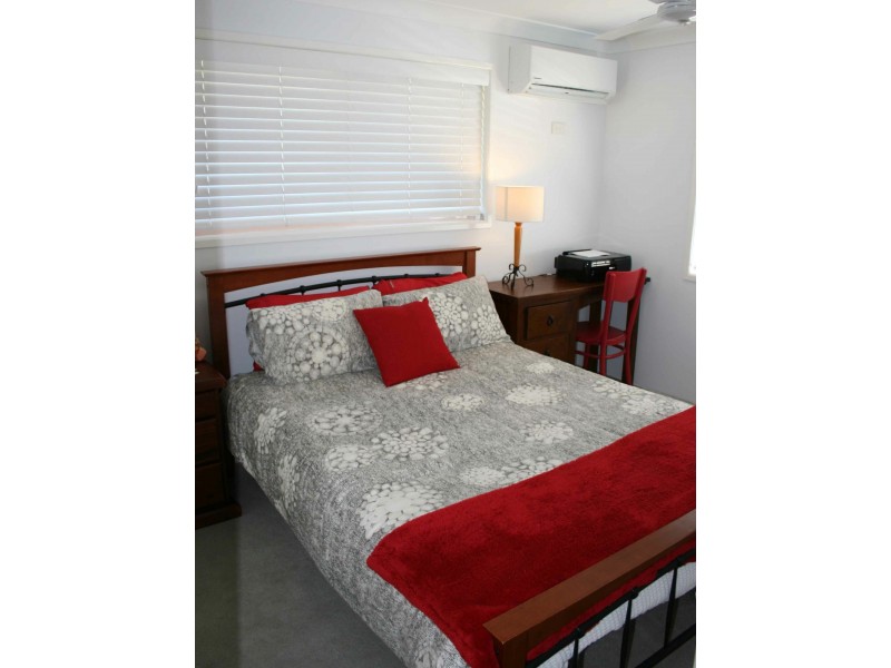 29 Geoffrey Thomas Drive, Tannum Sands QLD 4680