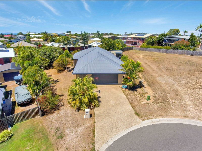13 STONEY COURT, Tannum Sands QLD 4680