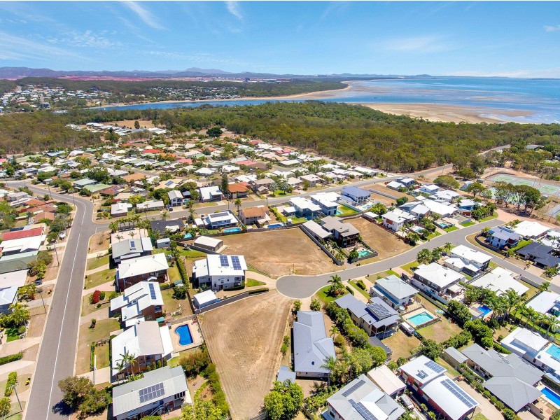 13 STONEY COURT, Tannum Sands QLD 4680