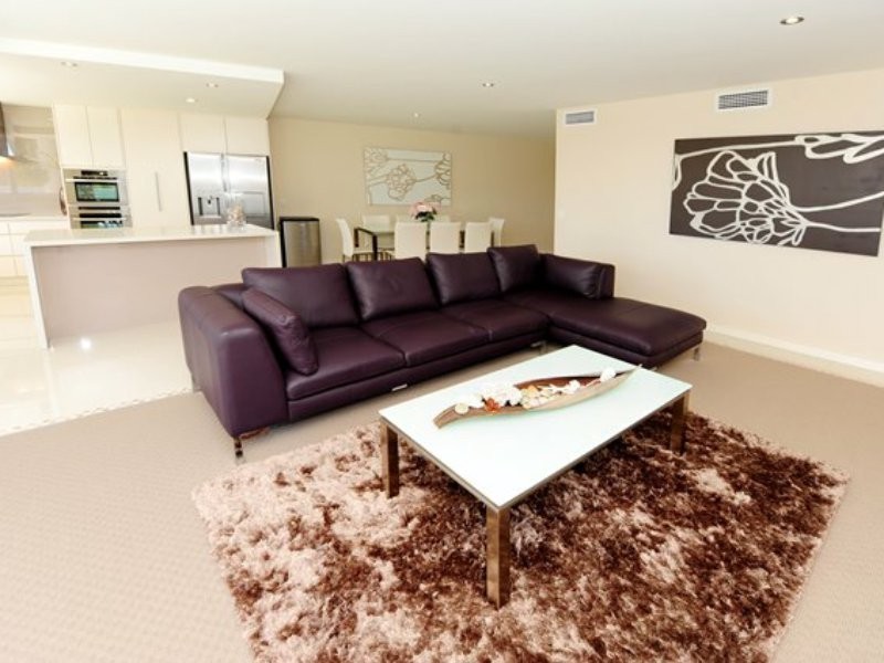 4/2 The Promenade, Boyne Island QLD 4680