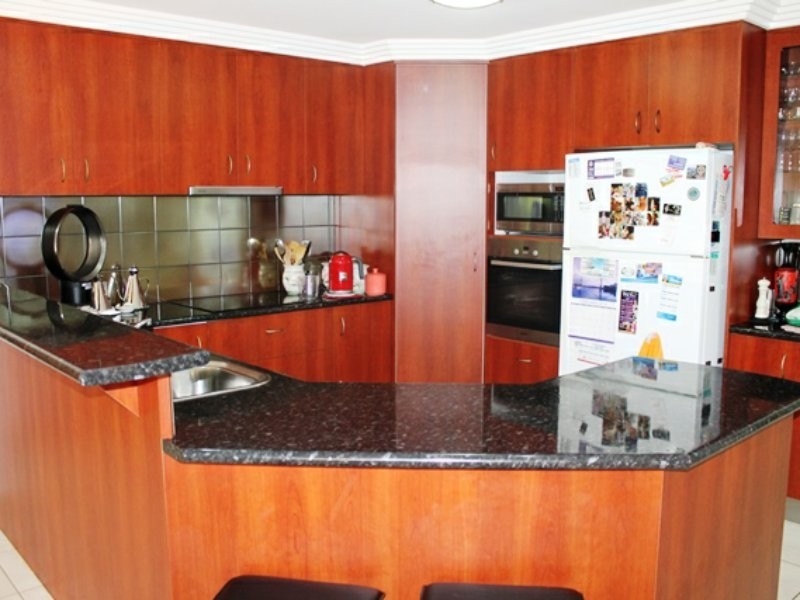 35 Golf View Drive, Boyne Island QLD 4680