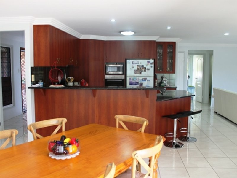35 Golf View Drive, Boyne Island QLD 4680