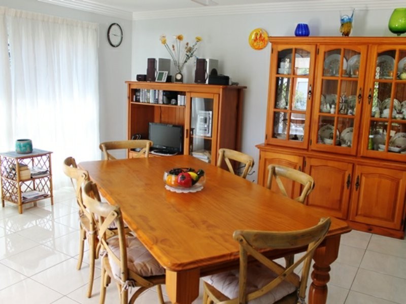 35 Golf View Drive, Boyne Island QLD 4680